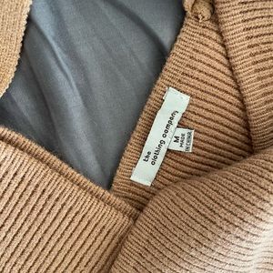 Gorgeous, longsleeve, kneelength dress